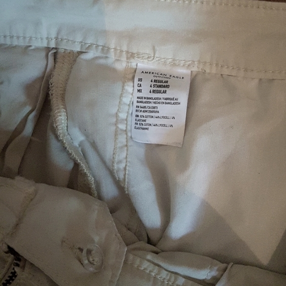 American Eagle White Skirt, Size CA 4 - Picture 3 of 3